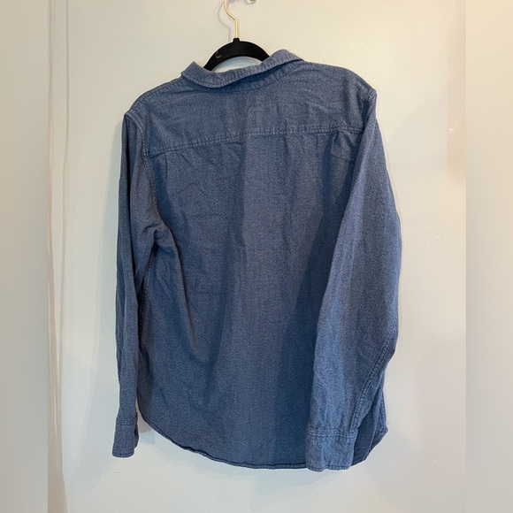 On the byas button up shirt for men. - Picture 4 of 4